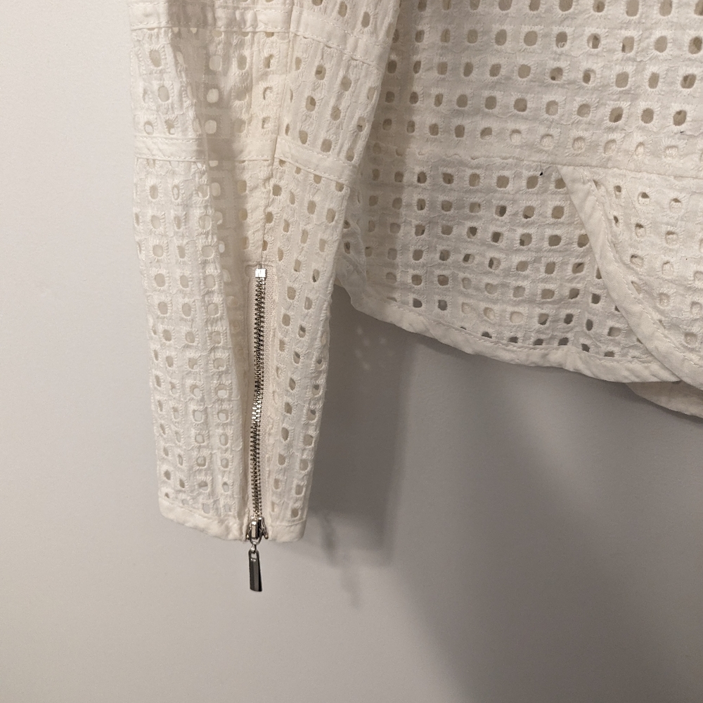 White Zip Up Jacket - Picture 4 of 5